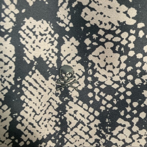 SOULCYCLE High Rise Milestone Snakeskin Tights In Odyssey Snake Print - Picture 7 of 8